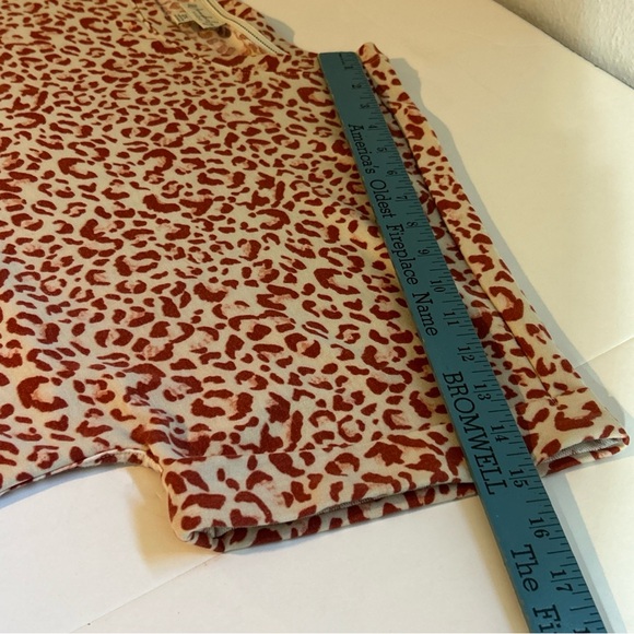 Wonderly Studio Animal Print Short Sleeve Top Size 2X - Picture 5 of 7